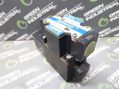 Northman SWH-G02-B21S-A220-10-LS Solenoid Directional Valve Used