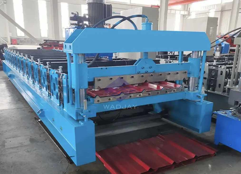 Metal Roof Roll Forming Machine in Colombia