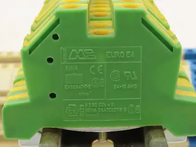 Morsettitalia Terminal Block Fuse DIN Rail 600V 30A 24-10AWG Lot of 162