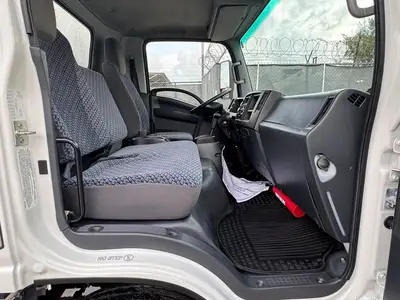 Used 2023 ISUZU NPR HD Box trucks Florida US | Truck and Van Outlet #1509234