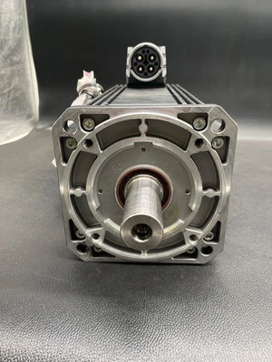 USED REXROTH MSK101D-0300-NN-M1AG2-NNNN