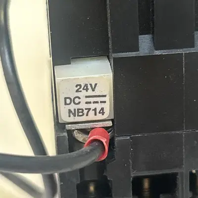 USED ALLEN-BRADLEY 100-A09NZ*3