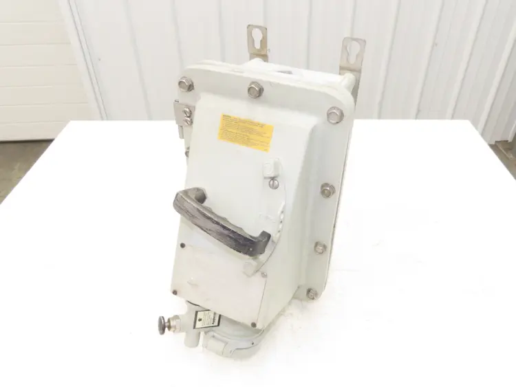 Used APPLETON _UNKNOWN_ Circuit Breakers | Arrow Industrial #559501