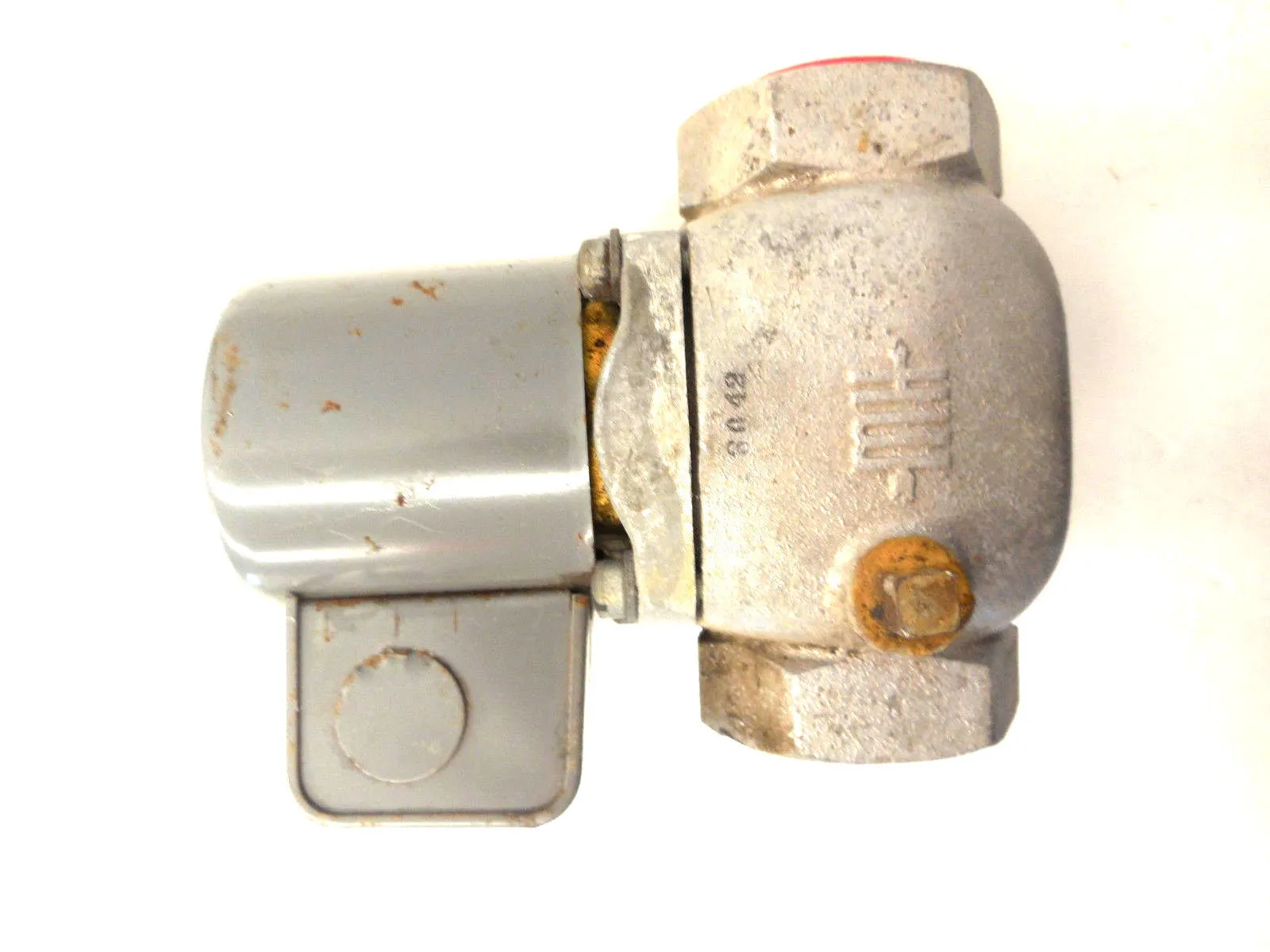 NEW HONEYWELL V4036B-1041-1 SOLENOID GAS VALVE V4036B10411