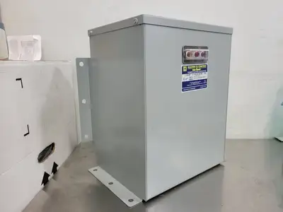NEW SQUARE D PFC4015F