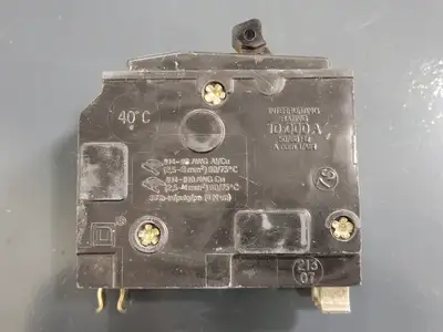 USED SQUARE D QO230