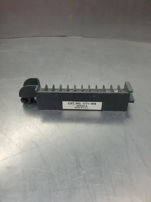 ALLEN BRADLEY 1771-WB SERIES B TERMINAL BLOCK. 3E-35