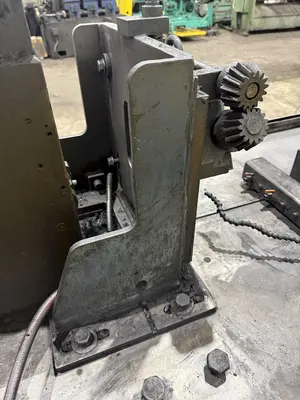 9 STAND x 2" YODER M2 ROLLFORMER, 6 STAND & 3 STAND BASE: YOBRO #24317
