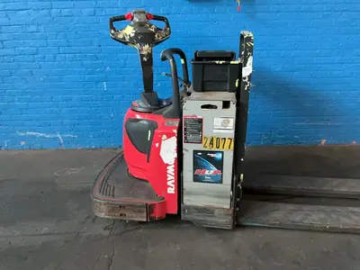 Used RAYMOND 8410 Pallet Jacks Ohio US | HGR 24 #1404934