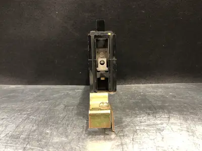 USED SQUARE D FA17015A