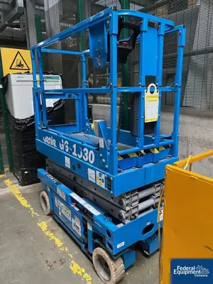 USED Genie Genie Scissor Lift