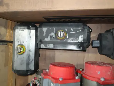 2 PALLETS OF ASSORTED ACTUATORS, JAMESBURY, HYTORK, DRESSER, ALLEN SHERMAN- HOFF, TRIAC CONTROLS