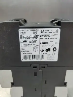 USED Siemens SIRIUS 3TK2825-2BB40 SAFETY RELAY
