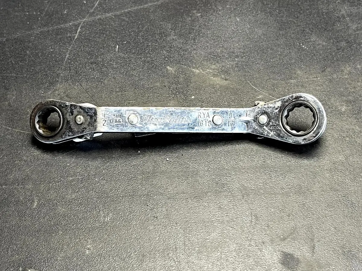 Blue-Point Tools RYA1618 1/2in. X 9/16in. 12 Point Offset Ratcheting Box Wrench