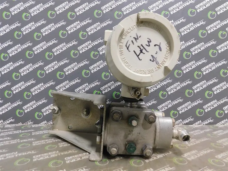 Used HONEYWELL STD120-E1H-00000-MB, S2, SV, TC, F1C3-814B Pressure Transmitters | Green Industrial #682836