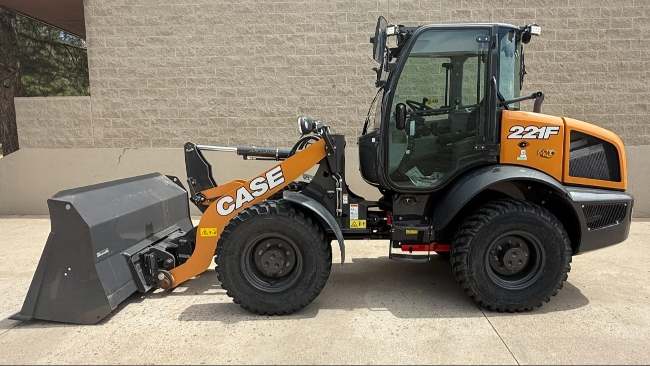 USED 2025 Case 221F