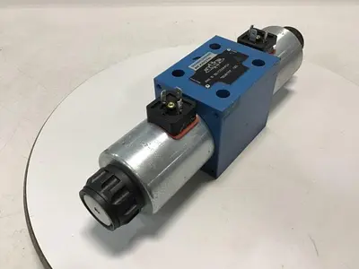 USED REXROTH 4WE10J32CG24N9Z4