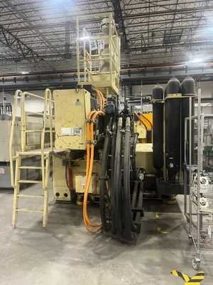 2012 HUSKY HL650 RS135/135 Horizontal Plastic Injection Molding Machines | JYC MACHINERY (18)