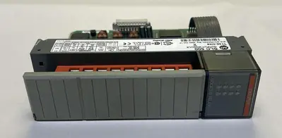 USED ALLEN-BRADLEY 1746-OX8