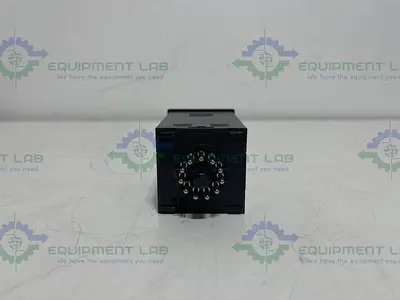 NEW OMEGA CN4421TR-D1-A-24V TEMPERATURE CONTROLLER