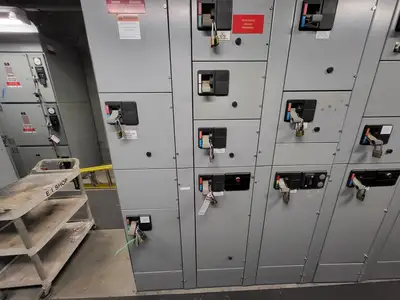 Five Star Double-Sided Motor Control Center (MCC), 600V max., 1000A