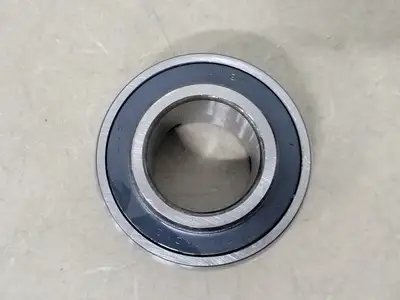 NEW KOYO UC206-19
