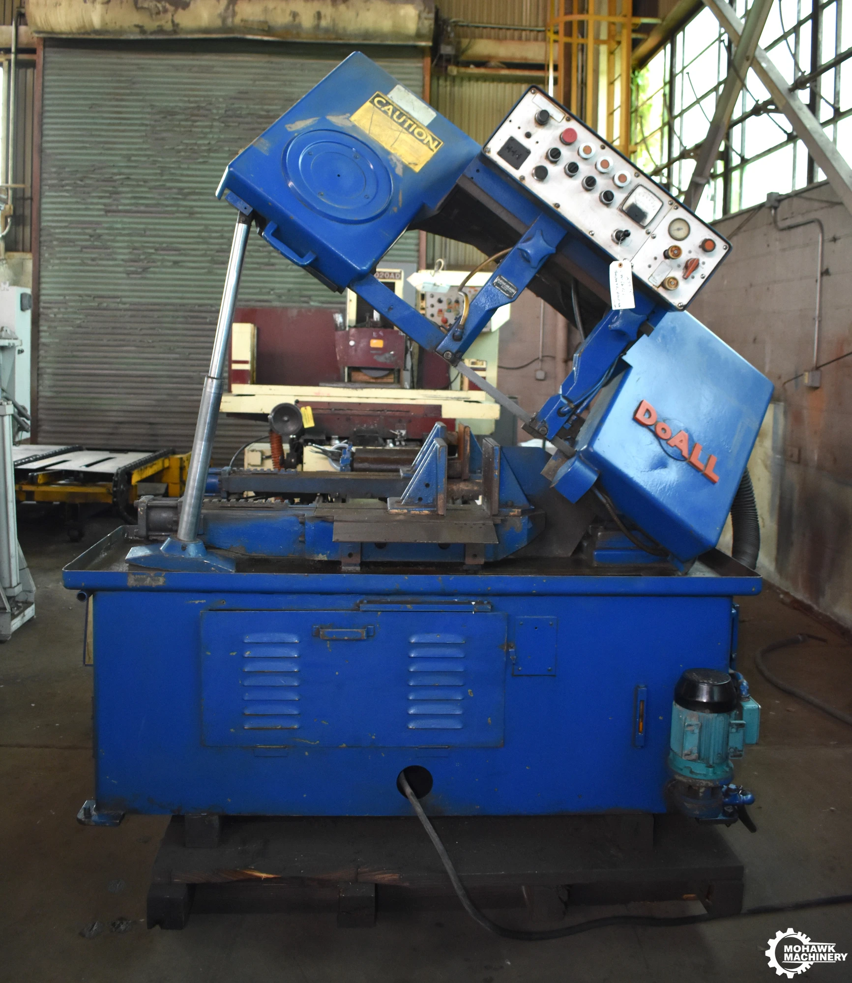 12" x 16" DOALL "C80" AUTOMATIC HORIZONTAL BANDSAW w/6' AUTOMATIC STOCK-FEED TABLE