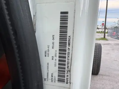 Used 2018 INTERNATIONAL DURASTAR 4300 Cab Chassis trucks Florida US | Truck and Van Outlet #1509142