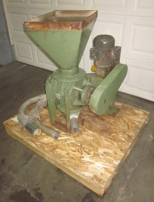 Flowtronics Inc. Rotary Airlock, 3/4 hp gear reduced drive, 6" inlet.