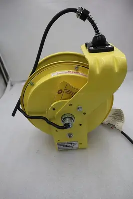 CONDUCTIX WAMPFLER 121160302511 / 1075128301002 125V 10A 1250W NEMA 2 #4195