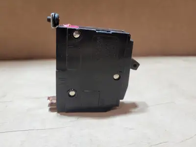 15 Amp, 1 Pole, 120/240 Volt Circuit Breaker Type QO