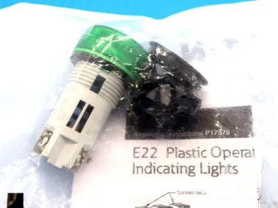 NEW EATON E22HL3X4 INDICATING LIGHT IP65 24V LED