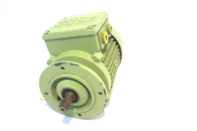 NEW SEW EURODRIVE DF63N6 MOTOR 010316627.2.01.02001 1080 RPM 3 PHASE