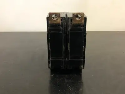 15 Amp, 2 Pole, 120/240 volts Circuit Breaker