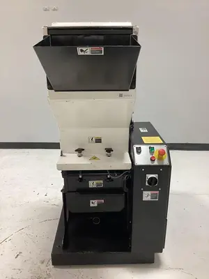 USED MILACRON MG-814