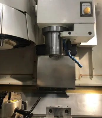 2004 DAEWOO DMV-3016D Vertical Machining Centers | Lion Machinery (3)