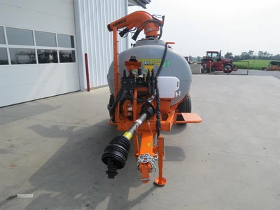 New | in-Stock 2027 JACTO J2000 Sprayers Pennsylvania US | Zimmerman Farm Service #1409974