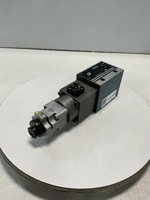 USED BOSCH 0 811 403 001