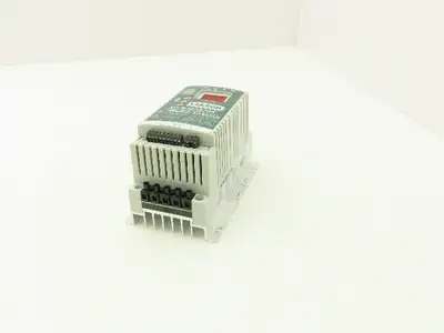 Leeson 174270.00 VFD Drive Input 1PH Output 3PH 4.2A 0-240Hz 1HP