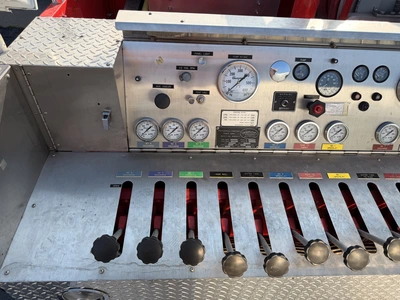 Used 1995 SEAGRAVE PUMPER TB-60-DF Fire Trucks Michigan US | Miedema Asset Management Group #1402466