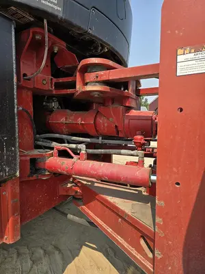 USED 2014 VERSATILE 450DT