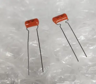 LOT OF CAPACITORS