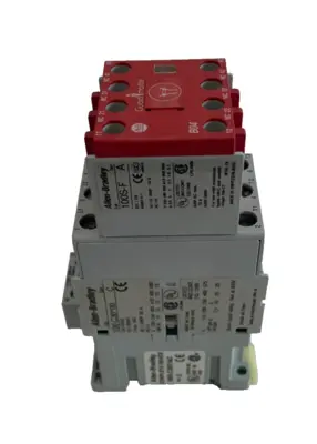 A / B 100S-C30D14C SAFETY CONTACTOR 100SC30D14C NEW, SURPLUS