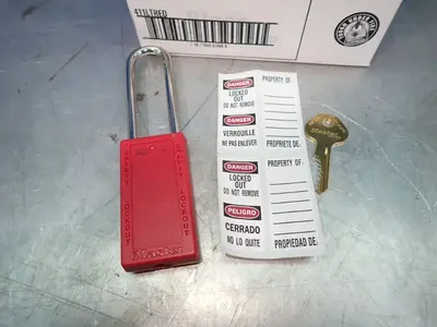 New | in-Stock MASTER LOCK 411LTRED Miscellaneous MRO | HGR 24 #750741
