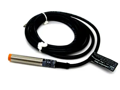NEW IFM EFECTOR IFA2004-ABOW-IF0302 PROXIMITY SWITCH IFA2004ABOWIF0302