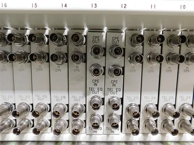 ADC DSX4H-W3C Chassis with 21 DSX-4H-SB-BIA I/O Modules Used