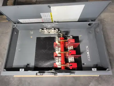 USED SQUARE D CHU366