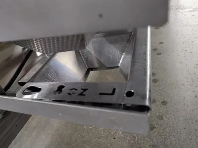 Andgar 10 Lane Berry Filler