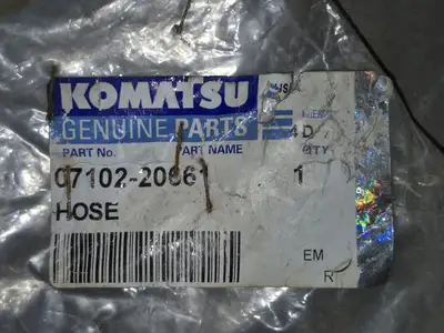 NEW KOMATSU 07102-20661