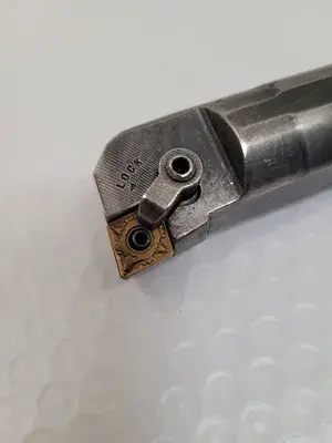 USED KENNAMETAL S20-DCCLNR4 NF1 BORING BAR